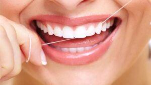 Read more about the article Flossing Mistakes Most People Make (And How to Fix Them)