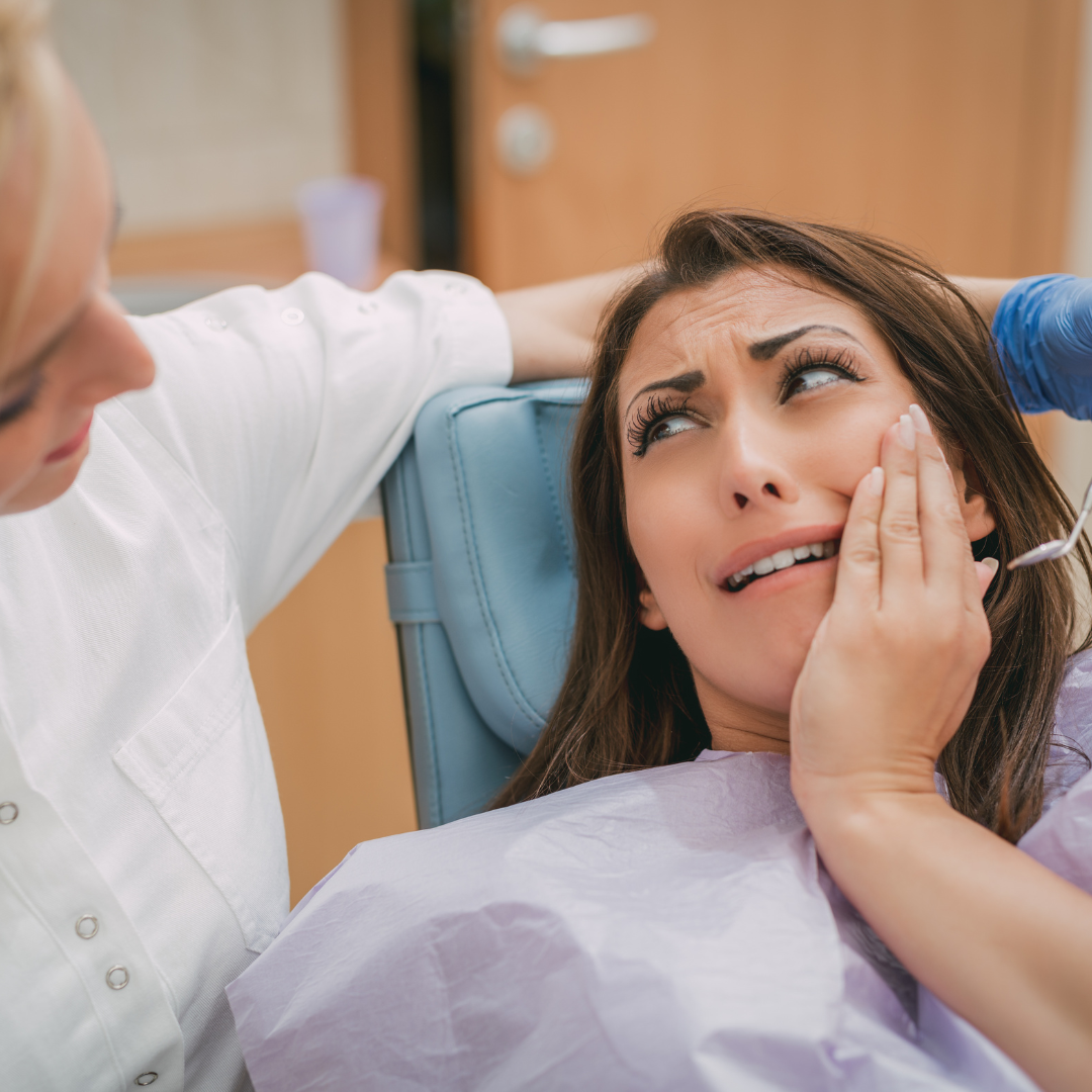 You are currently viewing Severe Toothache at Night: What to Do